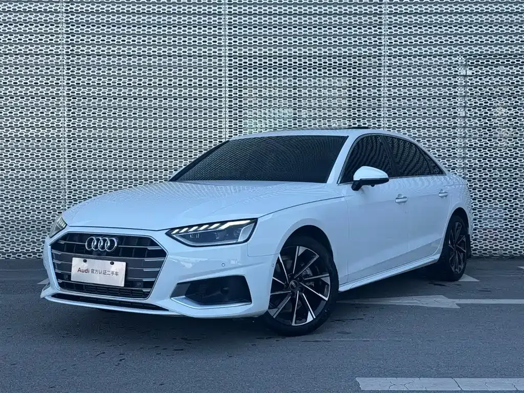 Audi A4L 2022 из CN, фото 1