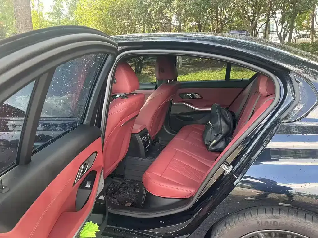 BMW 3 Series 2024 из CN, фото 6