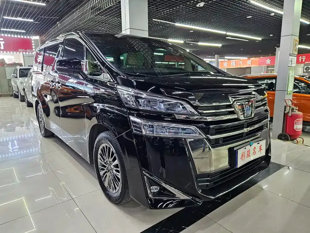 Toyota Vellfire 2022 из CN, фото 3