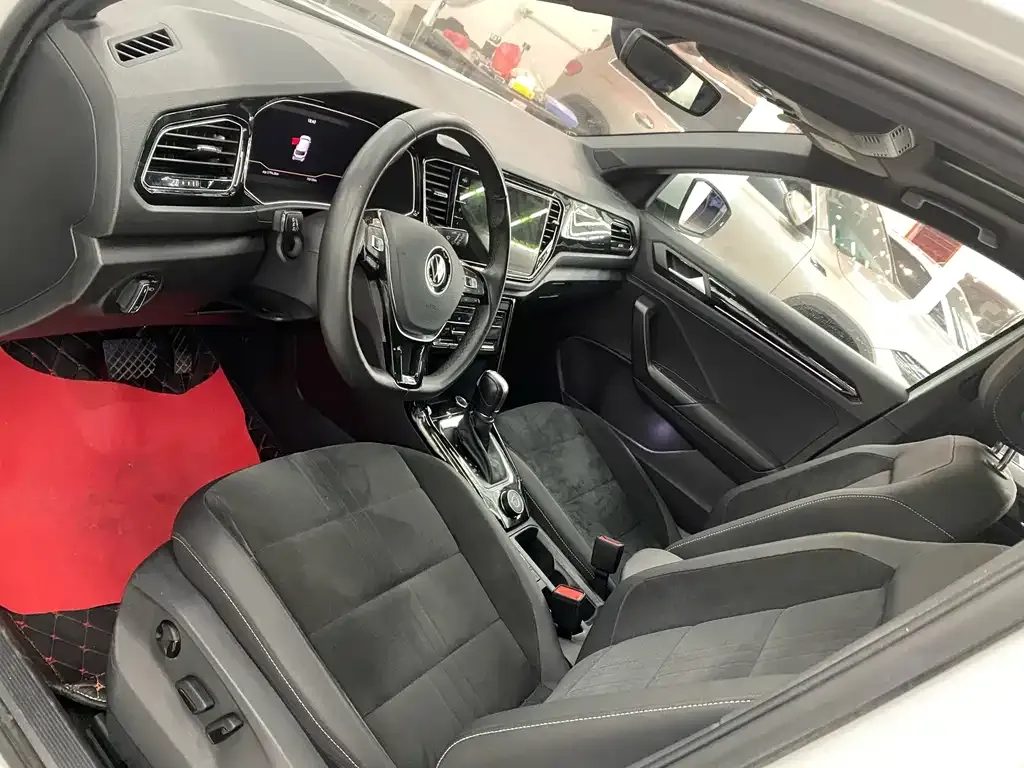 Volkswagen T-Roc 2021 из CN, фото 7
