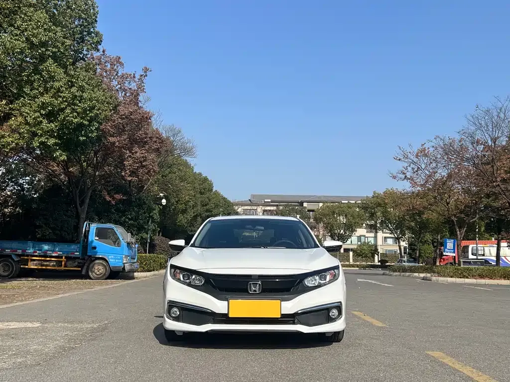 Honda Civic — фото 2