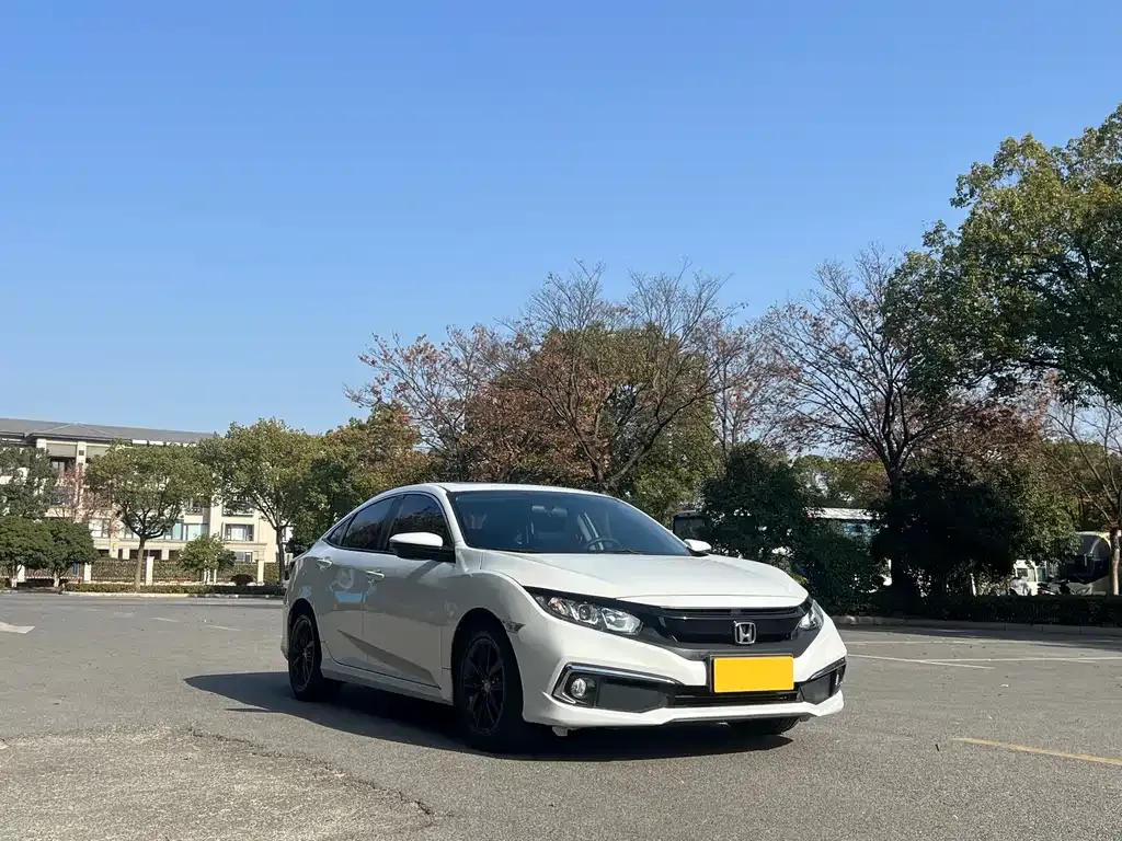Honda Civic — фото 3