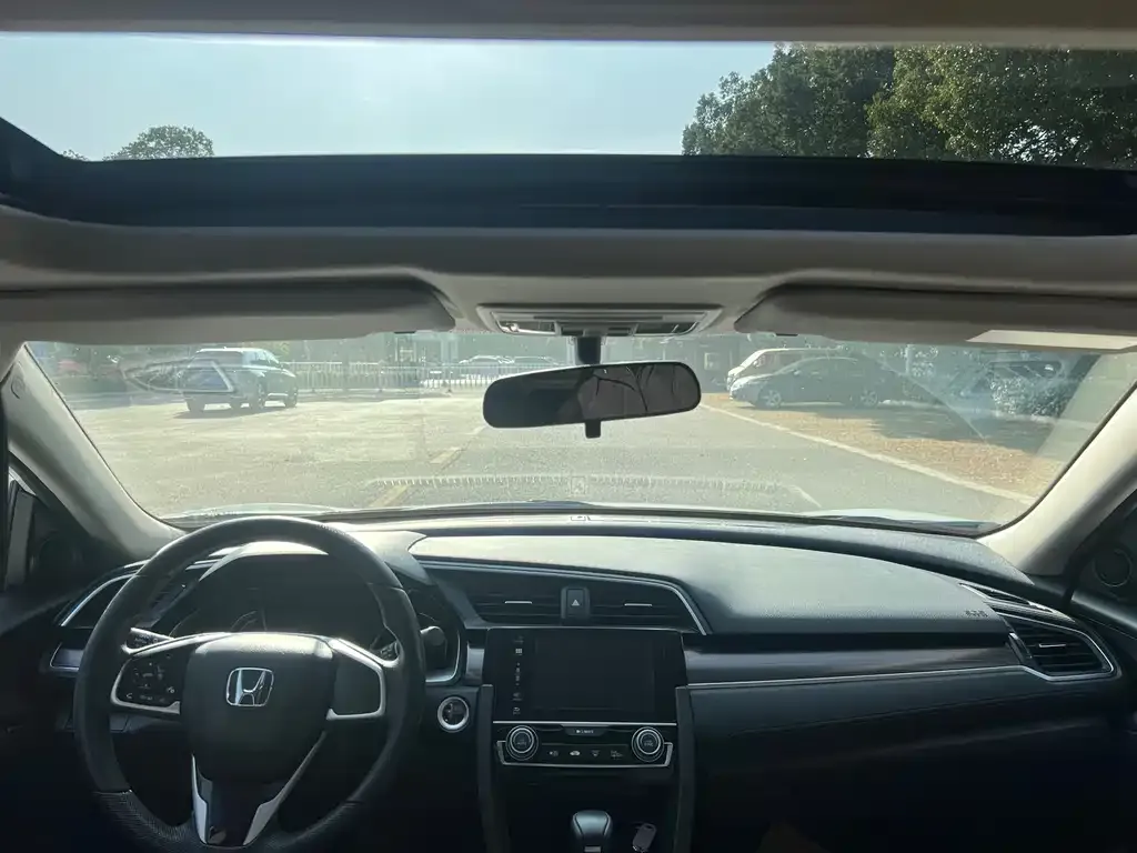 Honda Civic — фото 4