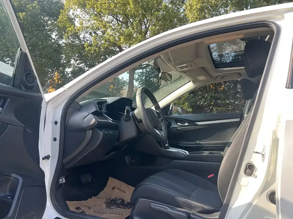 Honda Civic — фото 5