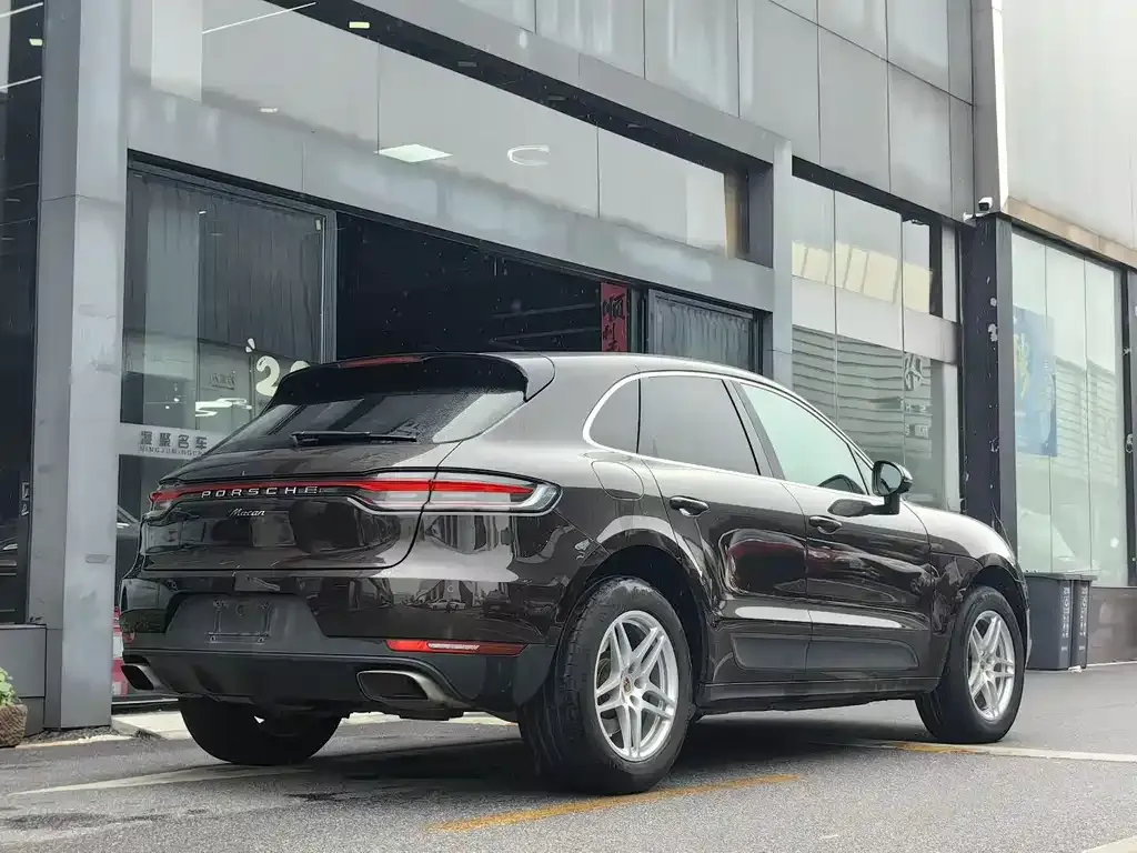 Porsche Macan — фото 8