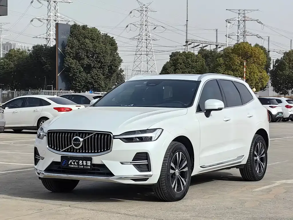 Volvo XC60 2022 из CN, фото 1