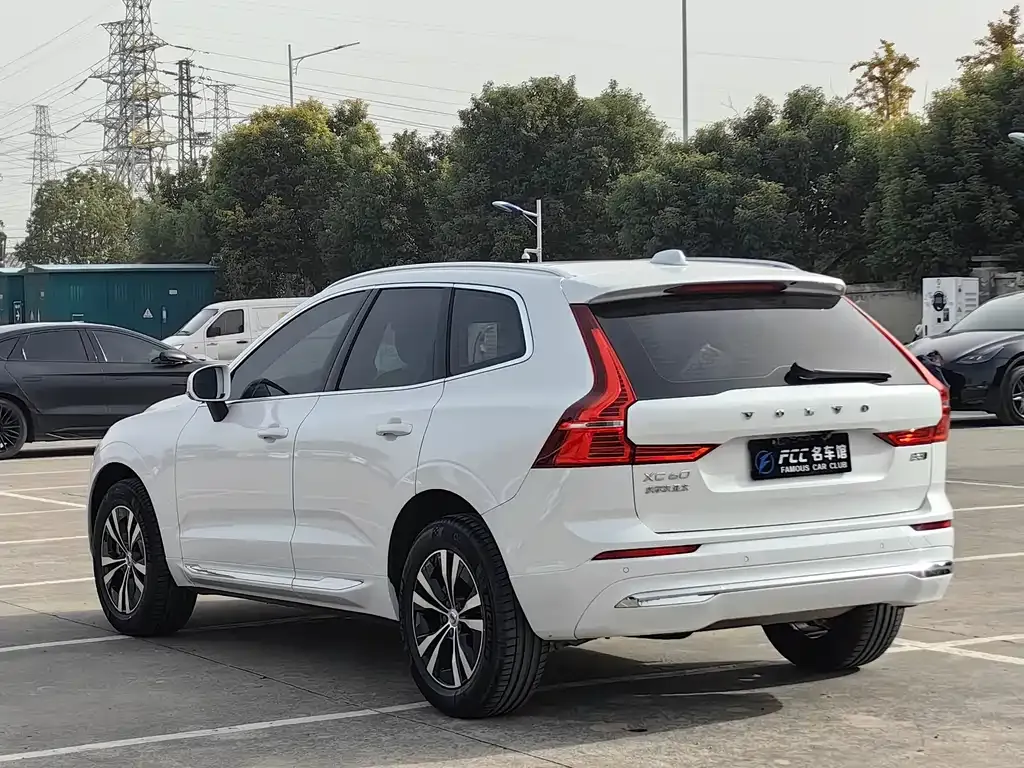 Volvo XC60 2022 из CN, фото 6