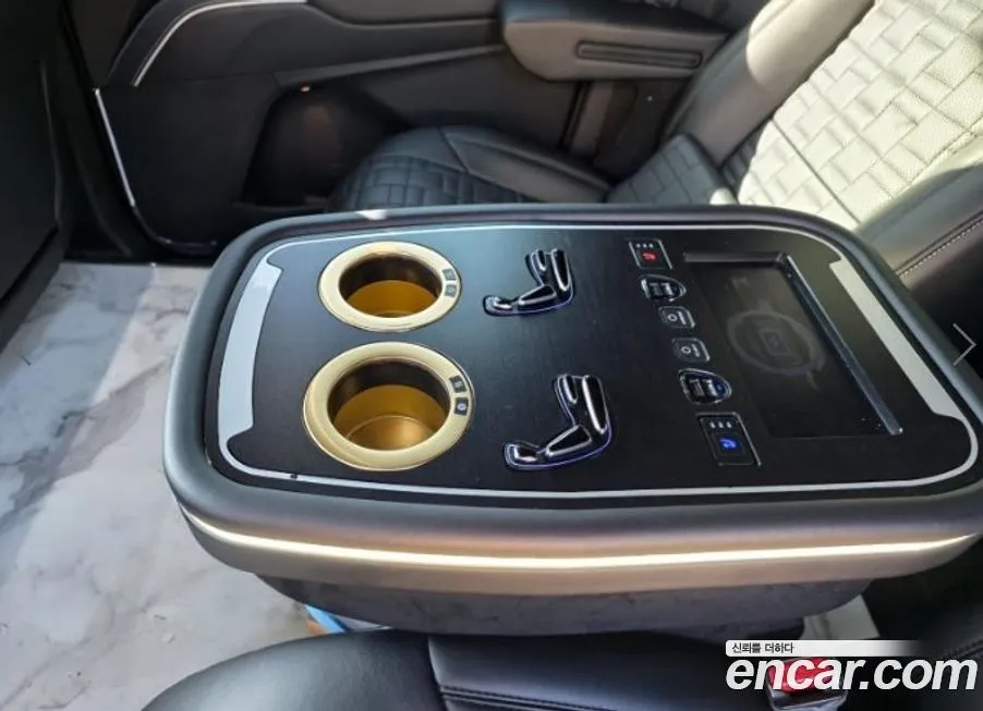 Cadillac Escalade 2023 из KR, фото 10