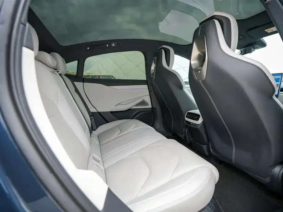 Xiaomi SU7 — фото 10