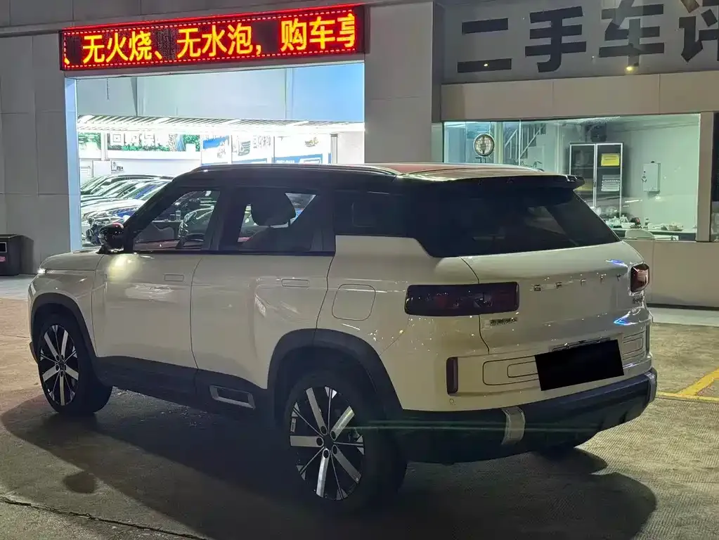 Geely Icon — фото 4