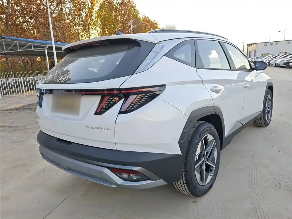 Hyundai Tucson — фото 7