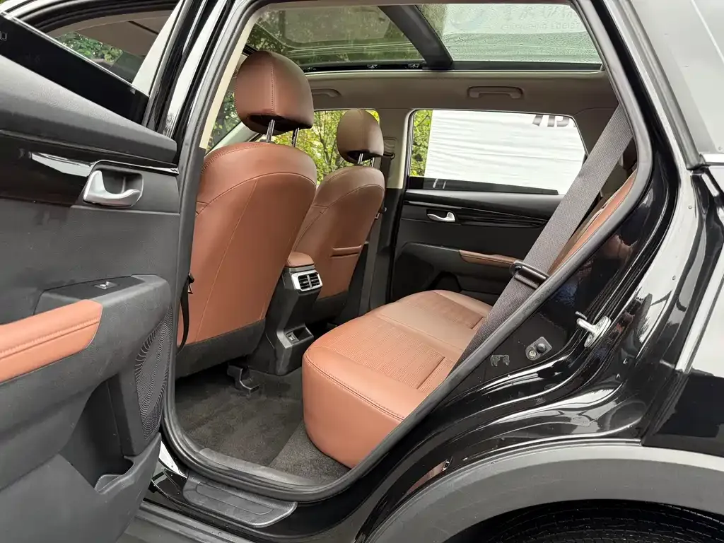 Kia Sportage — фото 5