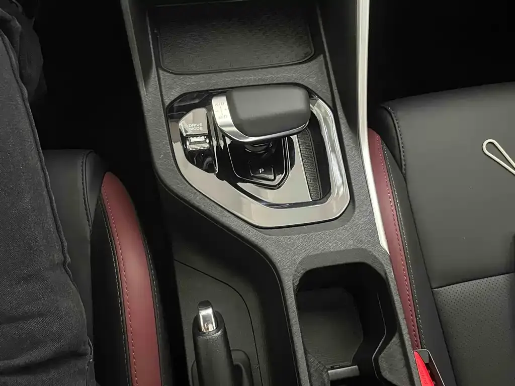 Geely Binyue 2023 из CN, фото 10