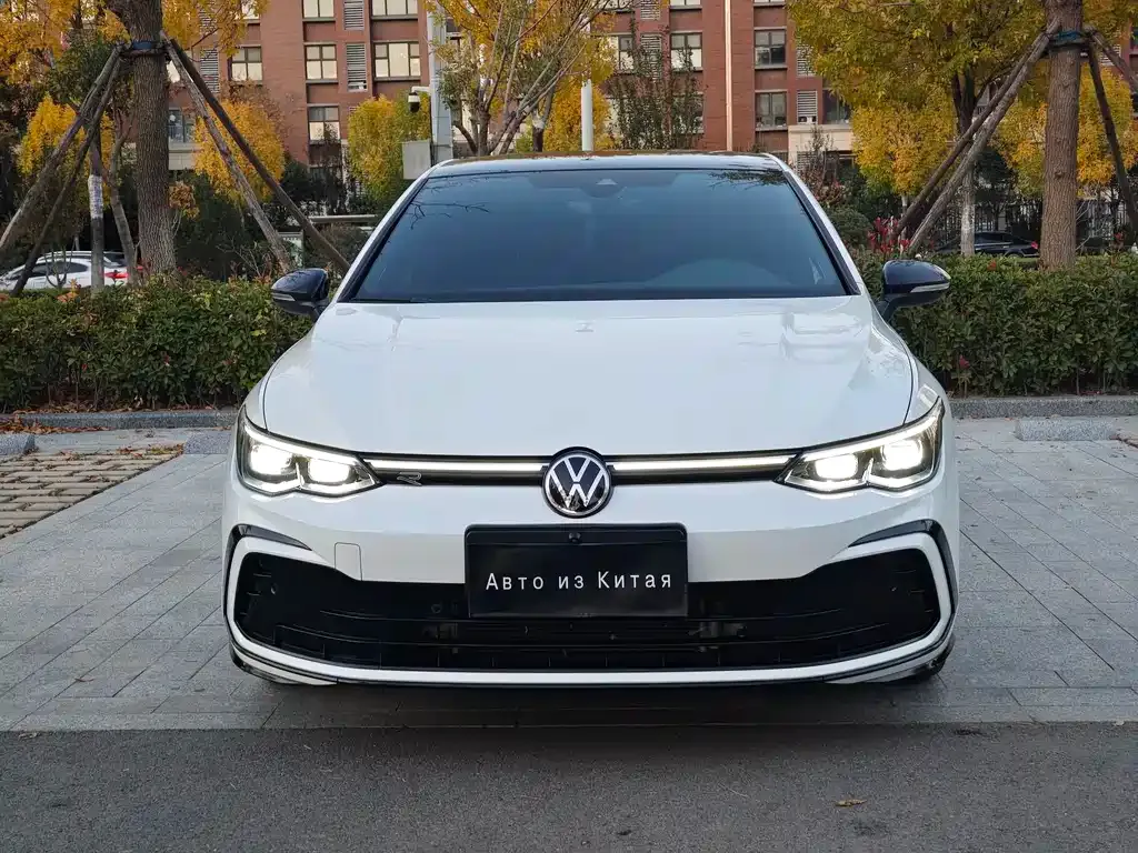 Volkswagen Golf 2022 из CN, фото 2