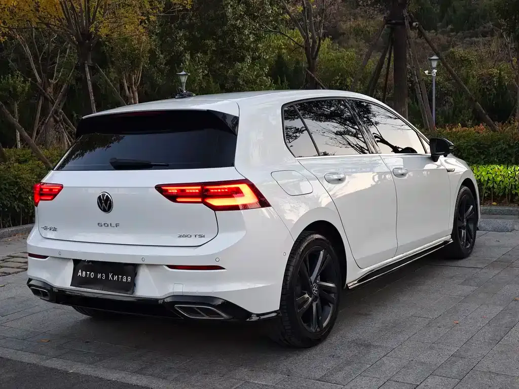 Volkswagen Golf 2022 из CN, фото 4