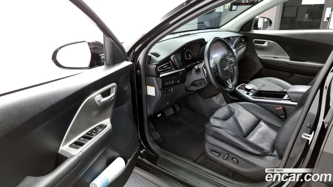 Kia Niro — фото 10