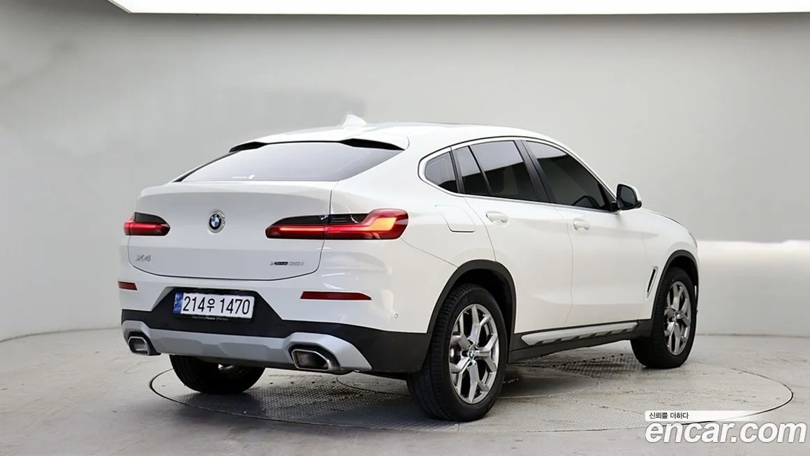 BMW X4 — фото 4