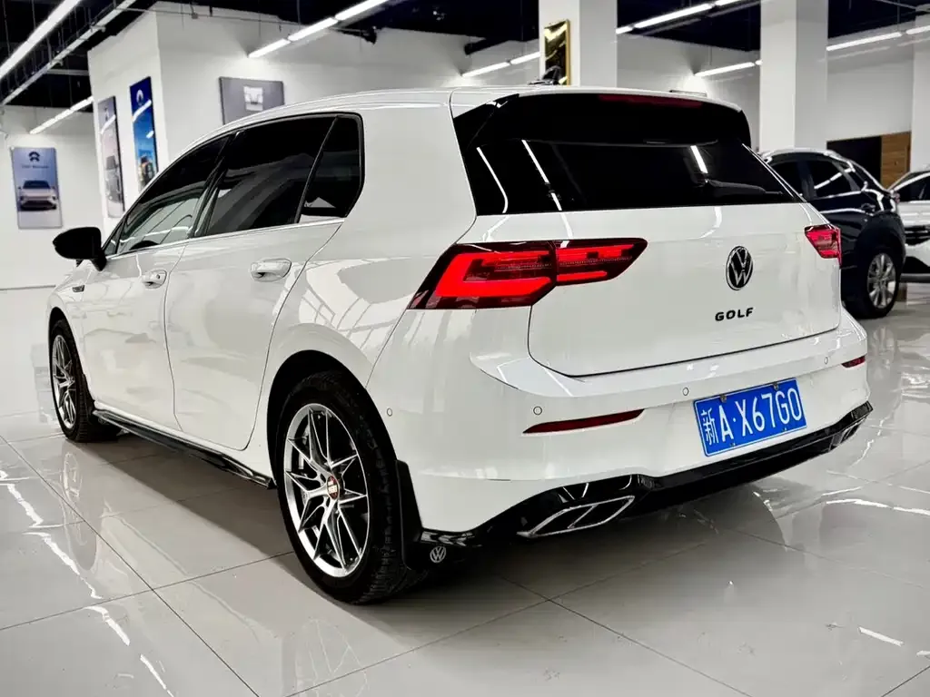 Volkswagen Golf 2022 из CN, фото 4