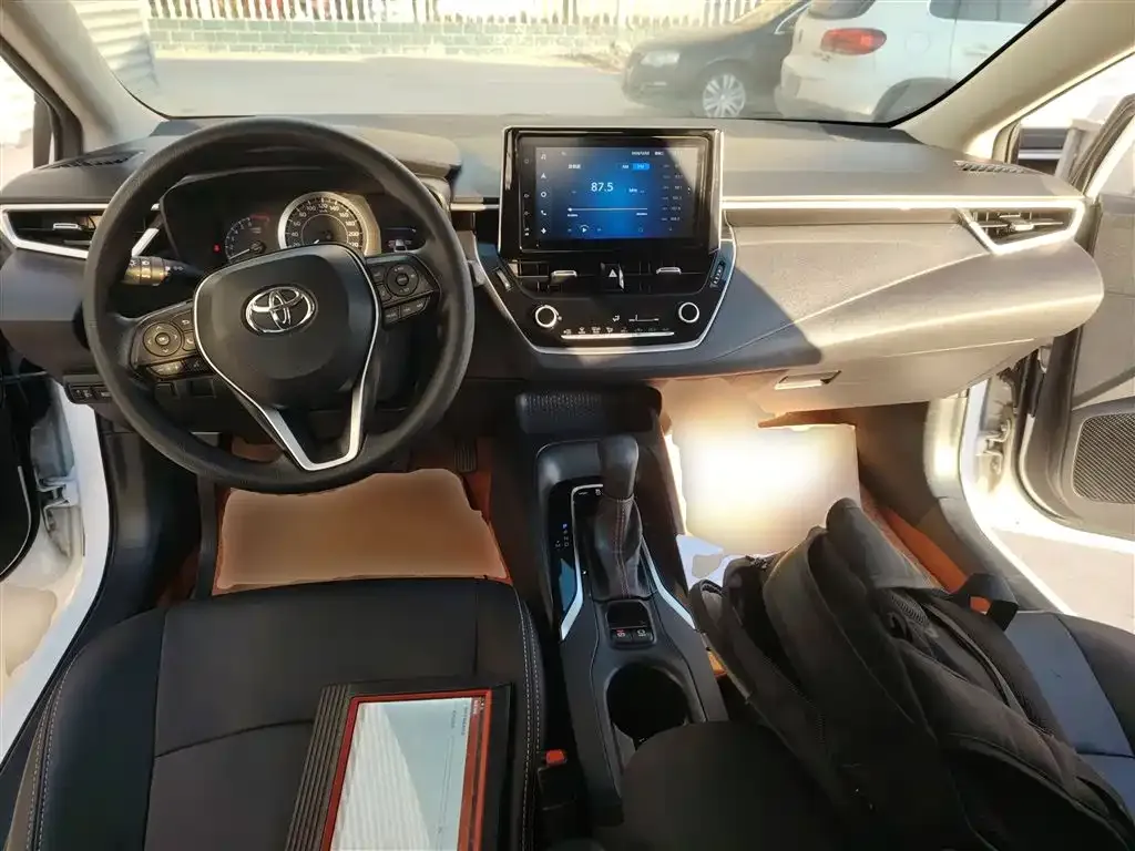 Toyota Corolla 2021 из CN, фото 10