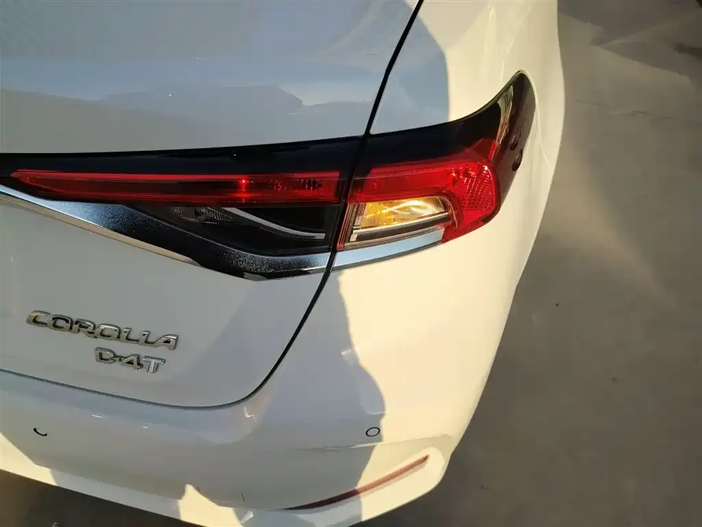 Toyota Corolla 2021 из CN, фото 8