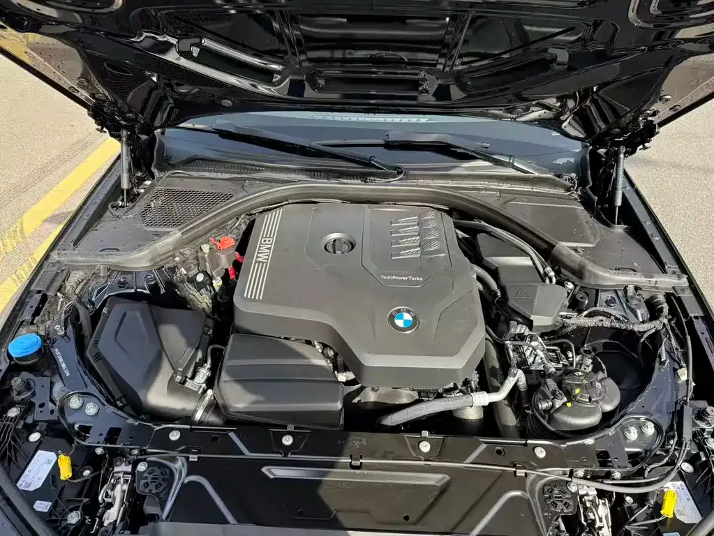 BMW 3 Series 2025 из CN, фото 4
