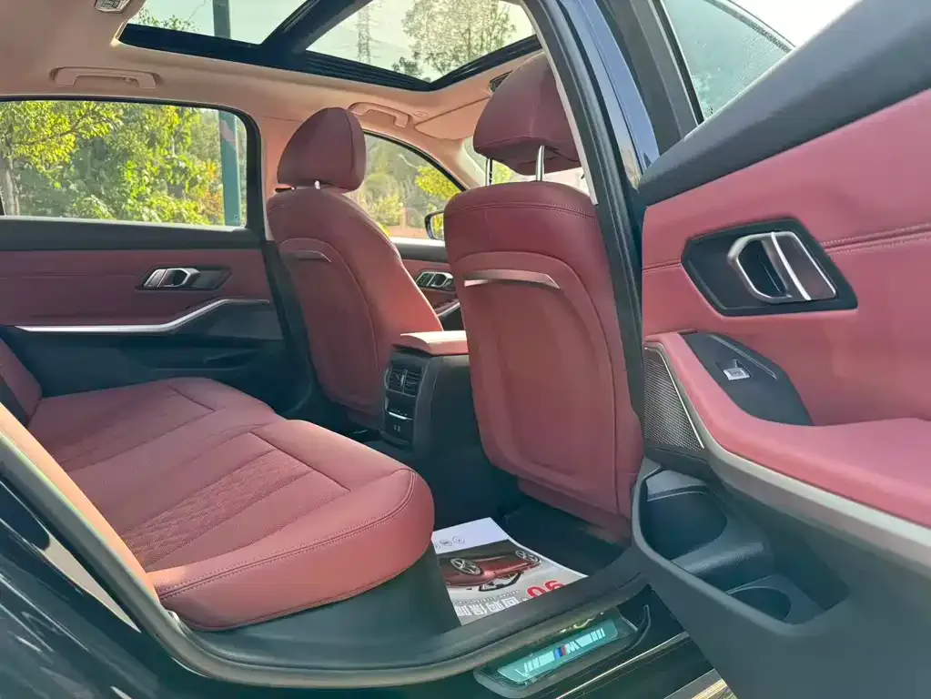 BMW 3 Series 2025 из CN, фото 9