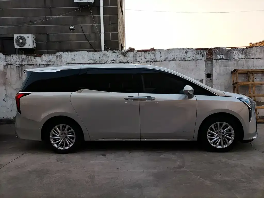 Buick Century 2025 из CN, фото 2