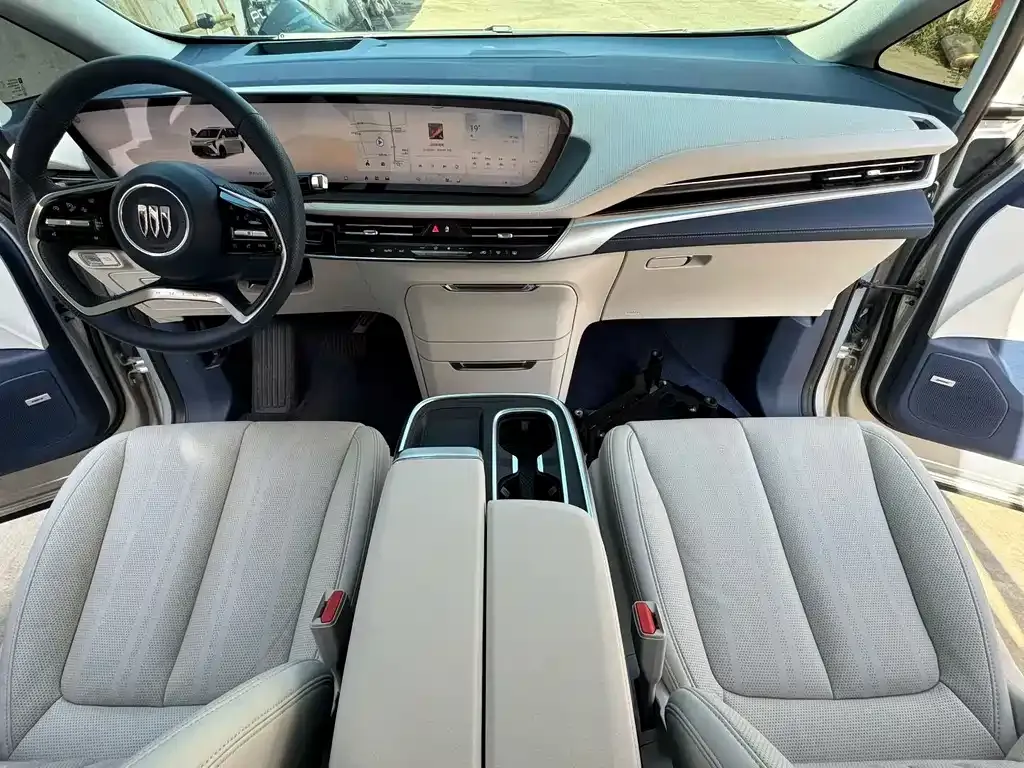 Buick Century 2025 из CN, фото 5