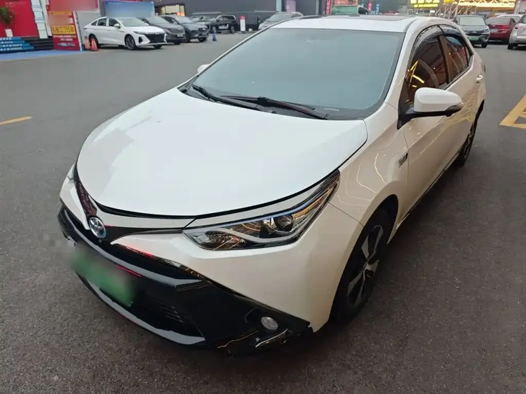 Toyota Levin Twin Engine E+ 2021 из CN, фото 2