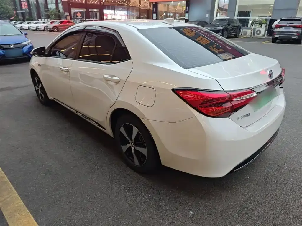 Toyota Levin Twin Engine E+ 2021 из CN, фото 5