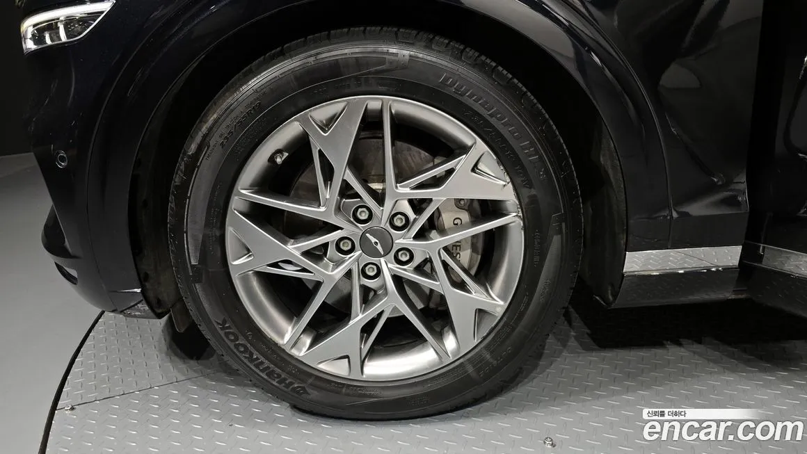 Genesis GV70 — фото 5