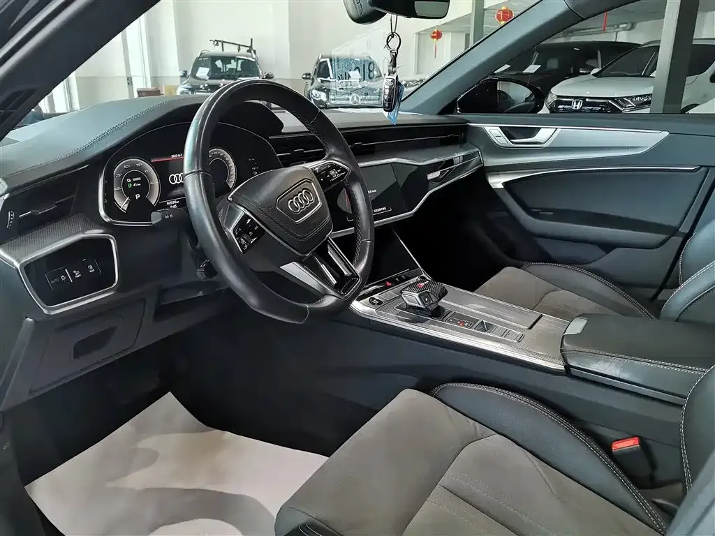 Audi A6L New Energy 2023 из CN, фото 8