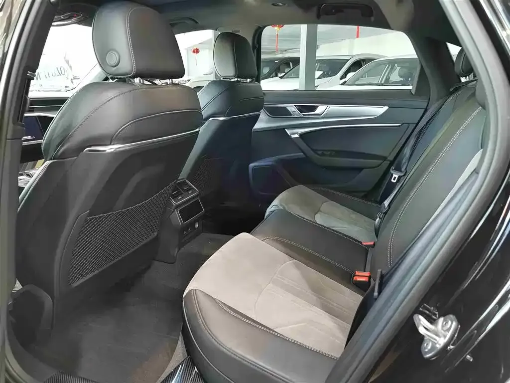 Audi A6L New Energy 2023 из CN, фото 9