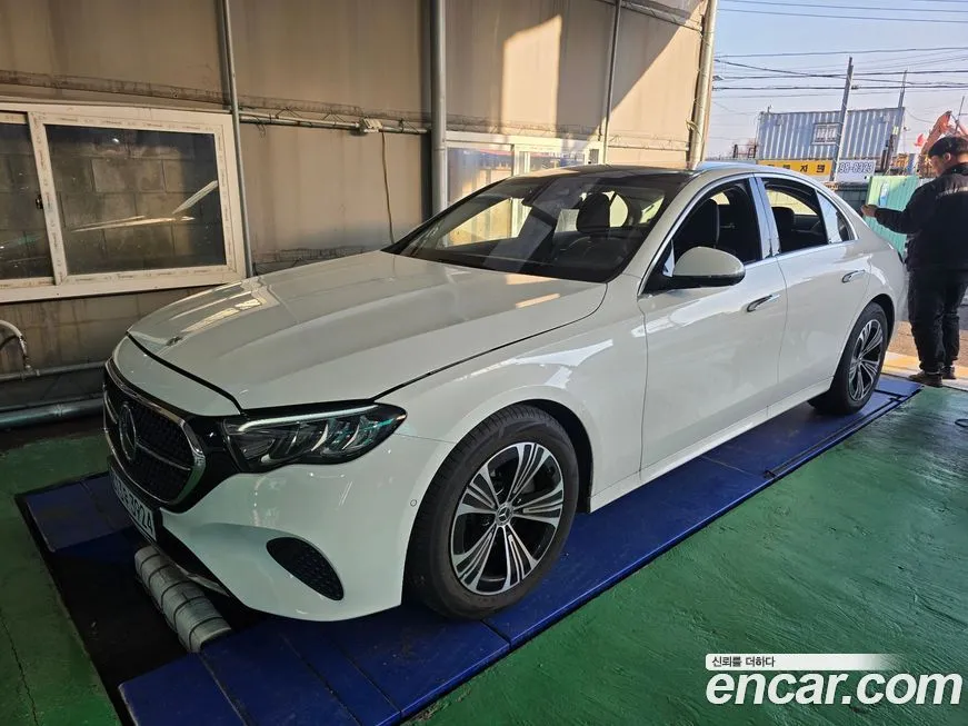 Mercedes-Benz E-Class 2025 из KR, фото 2