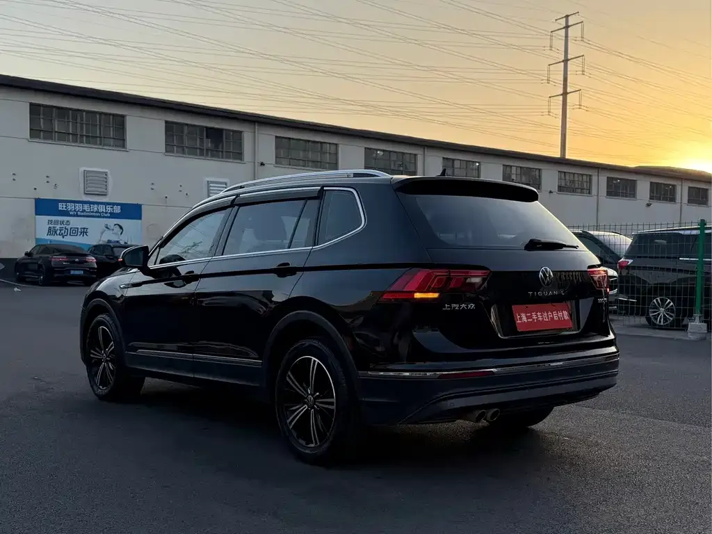 Volkswagen Tiguan L 2021 из CN, фото 10