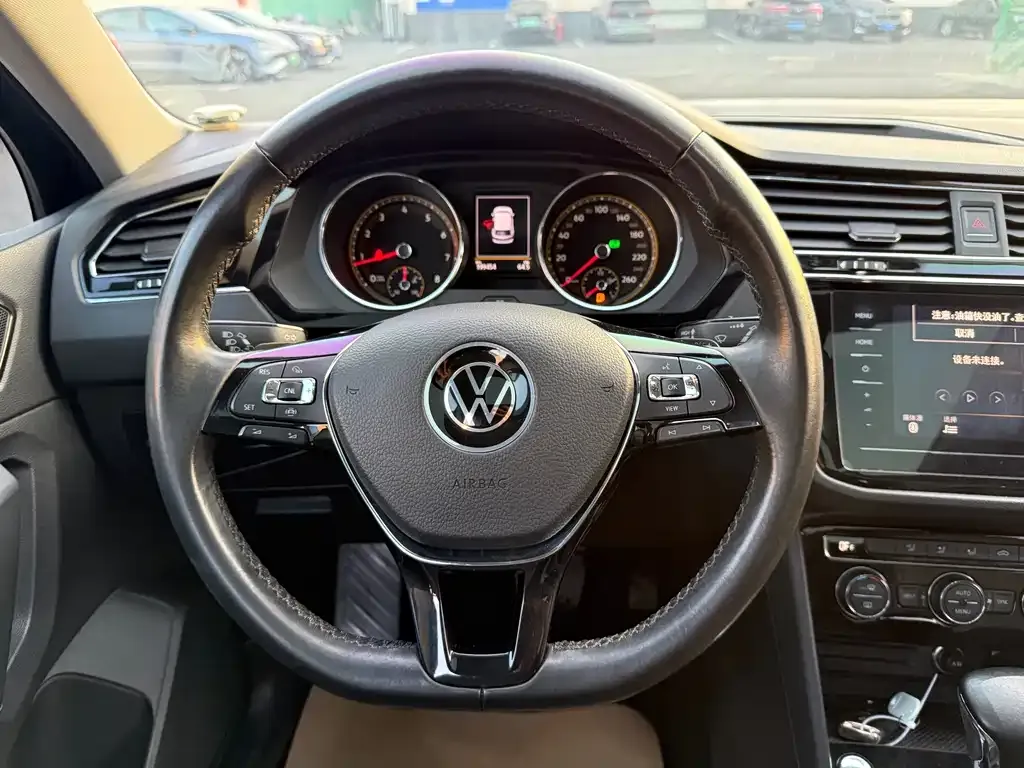Volkswagen Tiguan L 2021 из CN, фото 5
