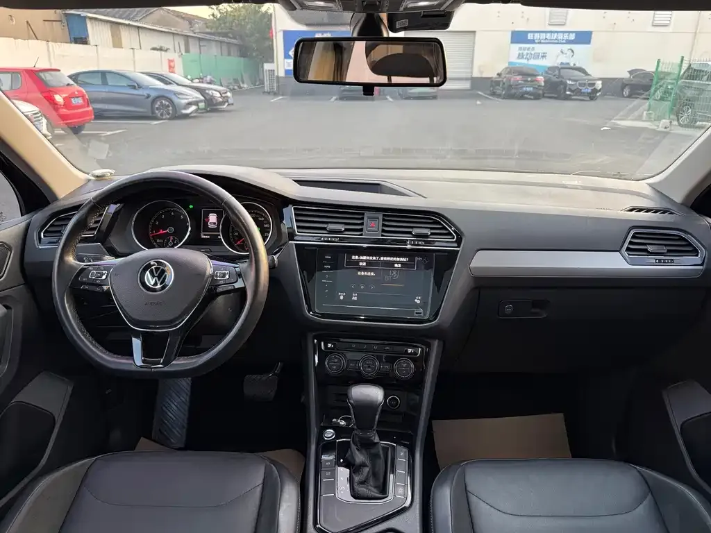 Volkswagen Tiguan L 2021 из CN, фото 7