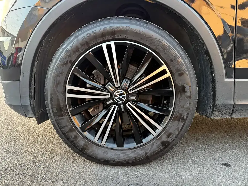 Volkswagen Tiguan L 2021 из CN, фото 8