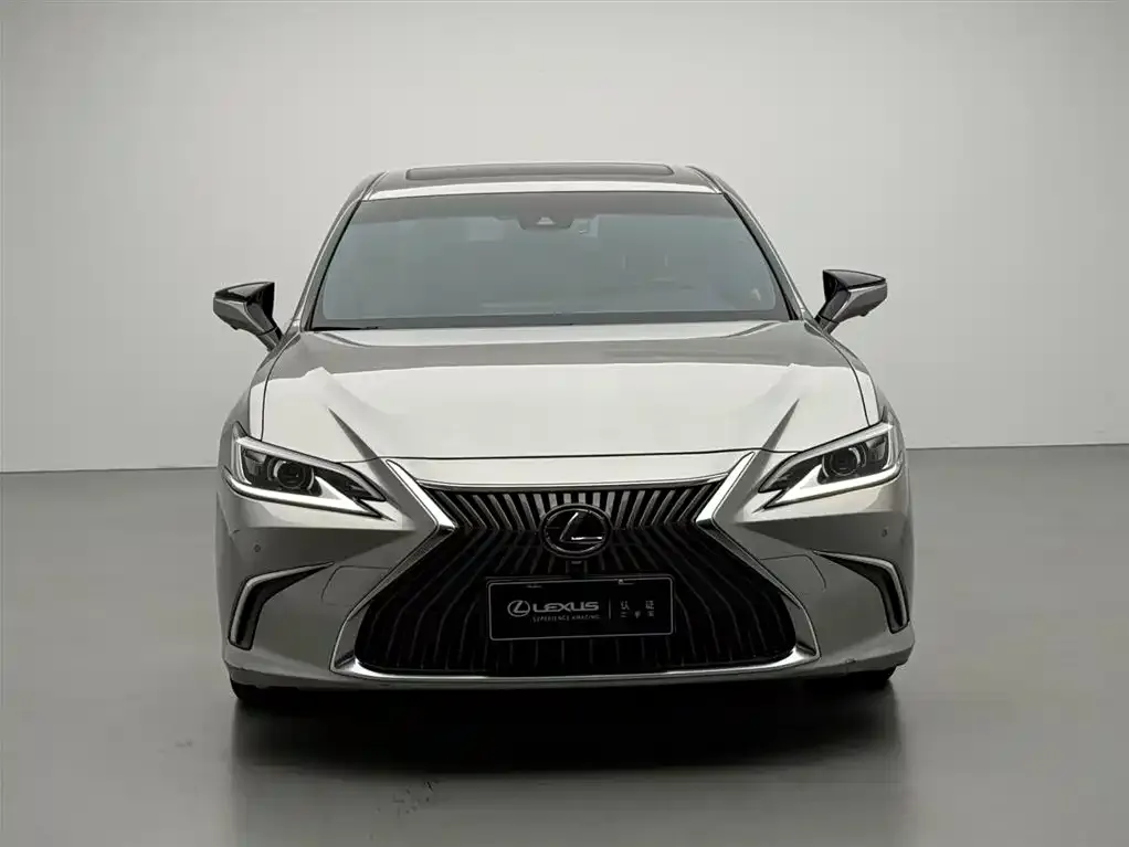 Lexus ES — фото 2