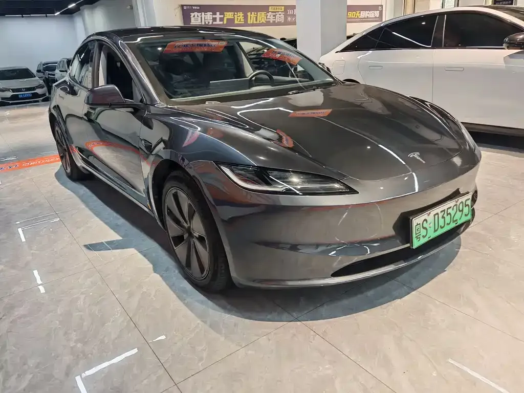 Tesla Model 3 2024 из CN, фото 3