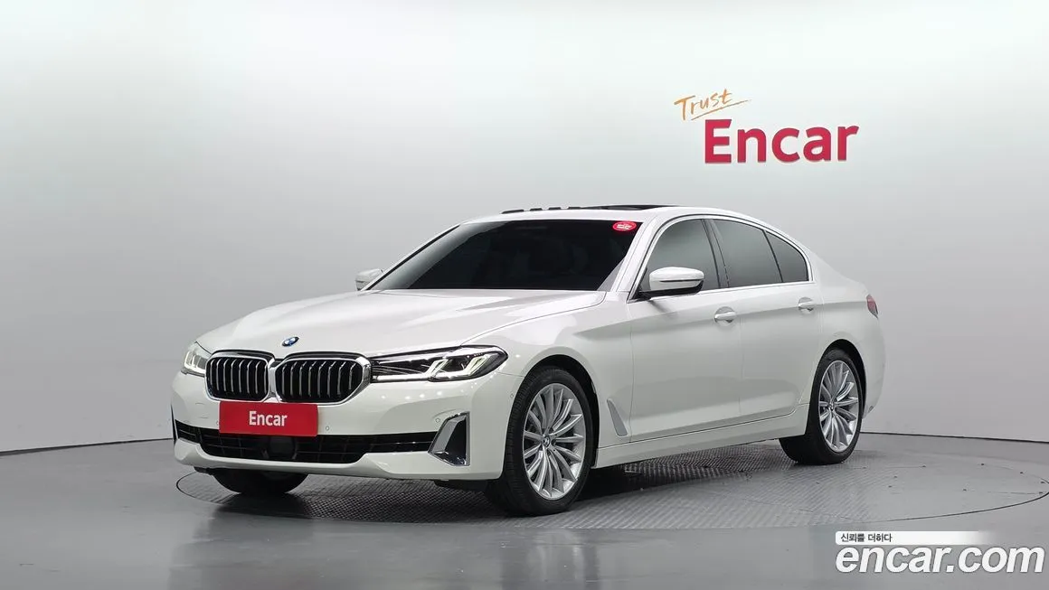 BMW 5-Series — фото 1