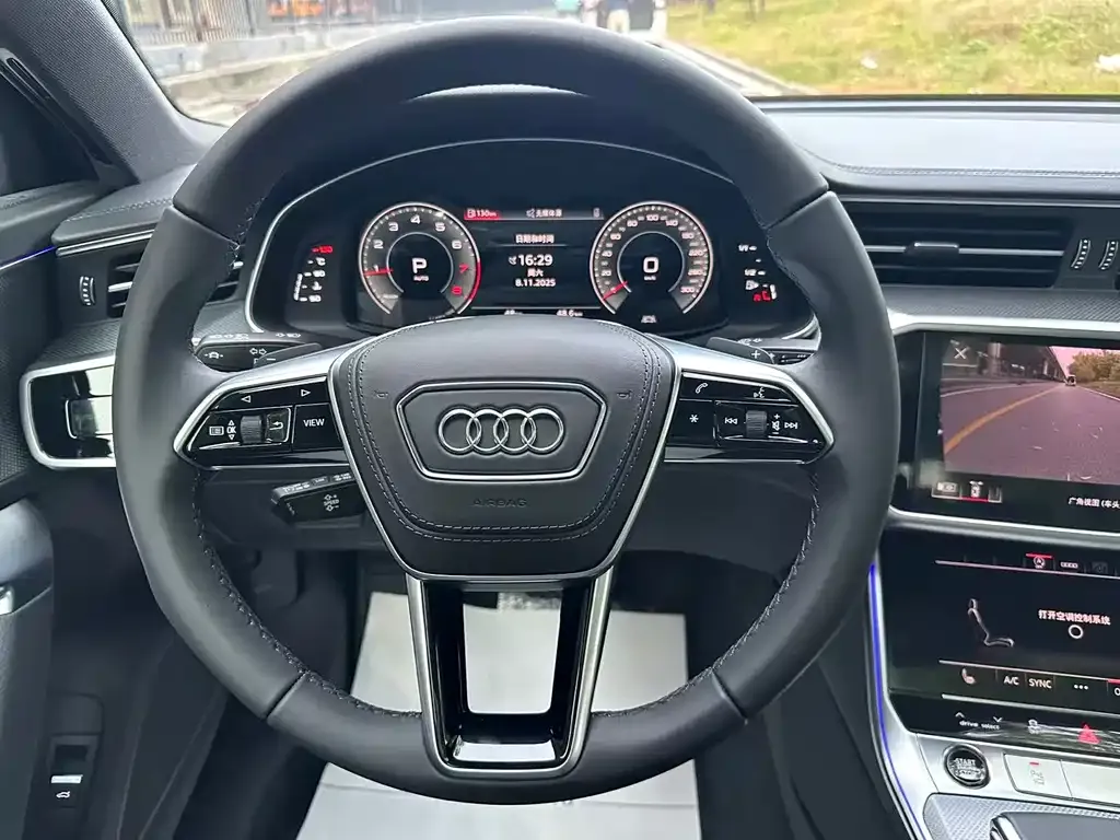 Audi A6L — фото 6