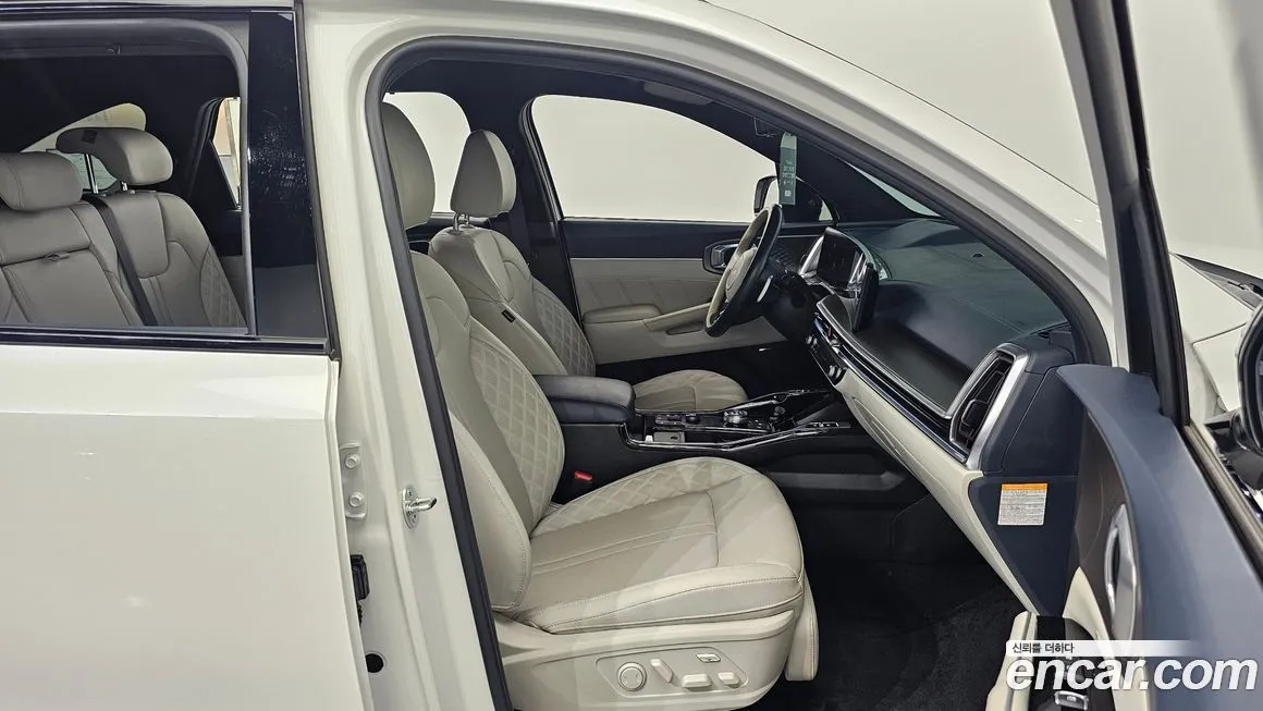 Kia Sorento — фото 10