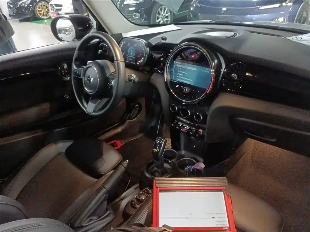 MINI Cooper (3-door) 2021 из CN, фото 10
