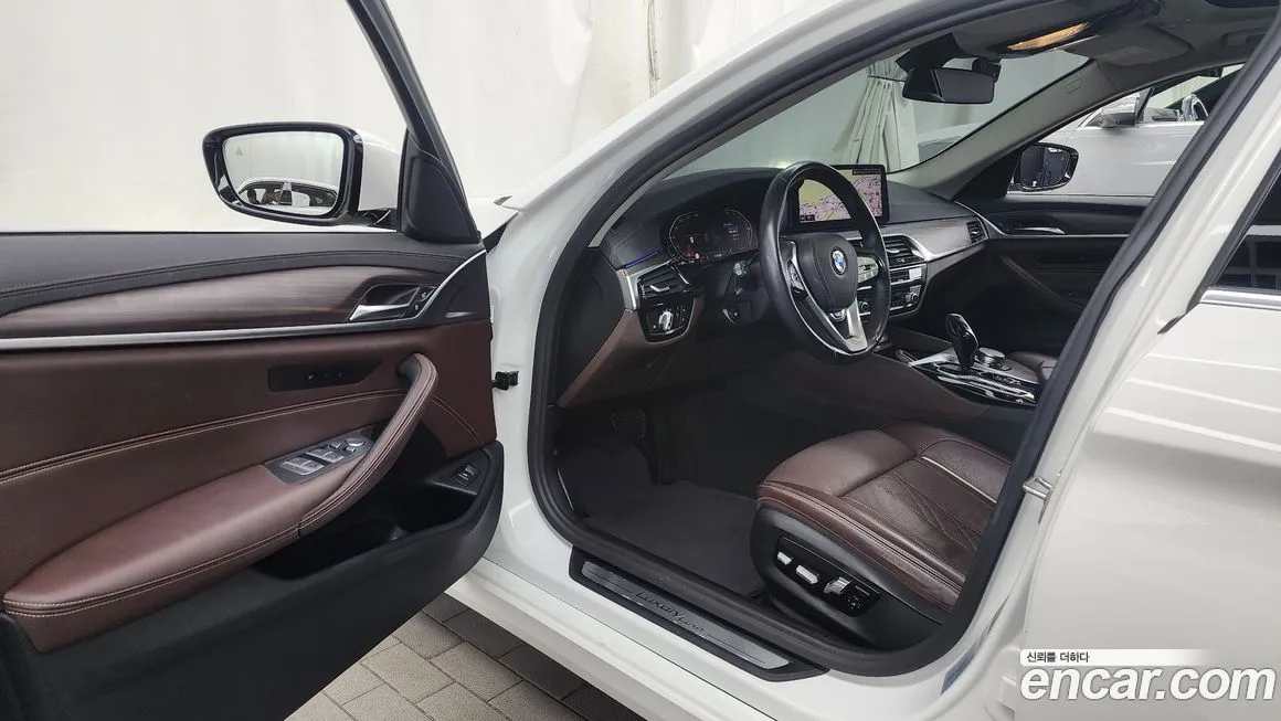 BMW 5-Series 2021 из KR, фото 10