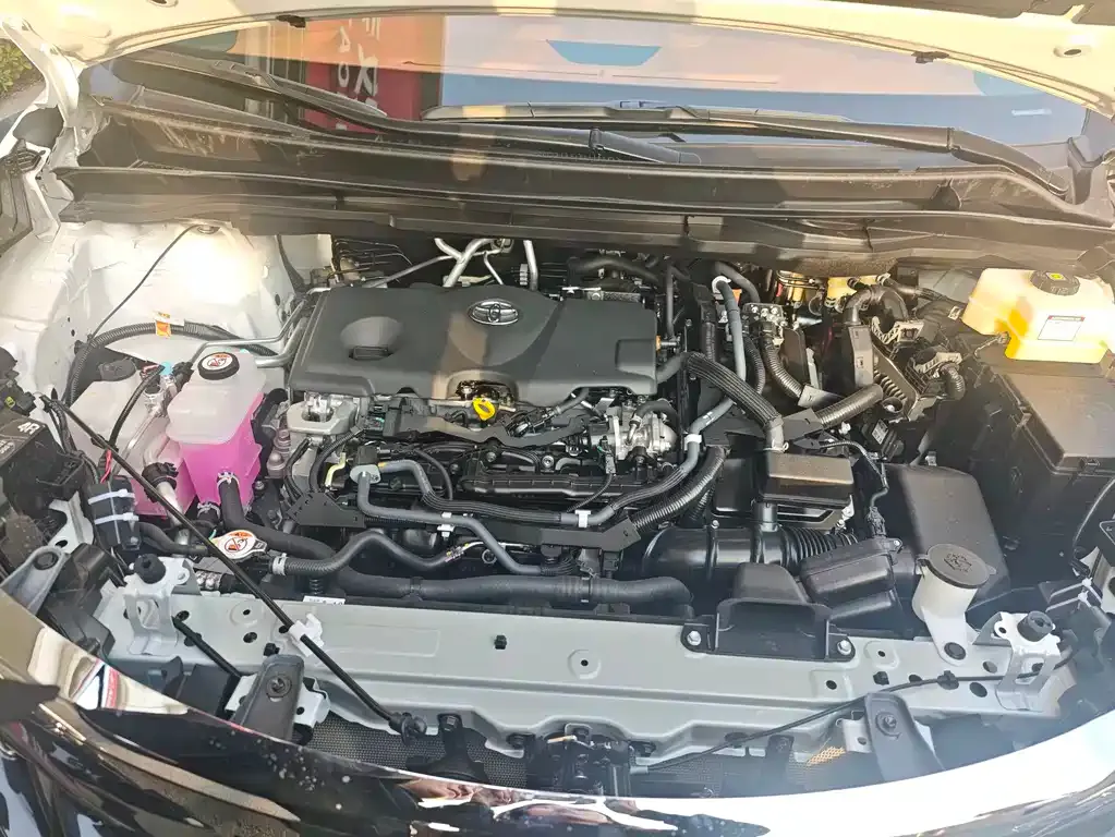 Toyota Sienna 2025 из CN, фото 9
