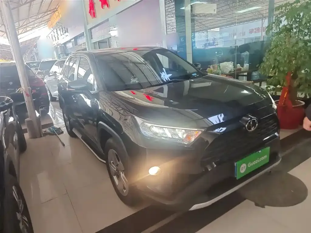 Toyota RAV4 2022 из CN, фото 4