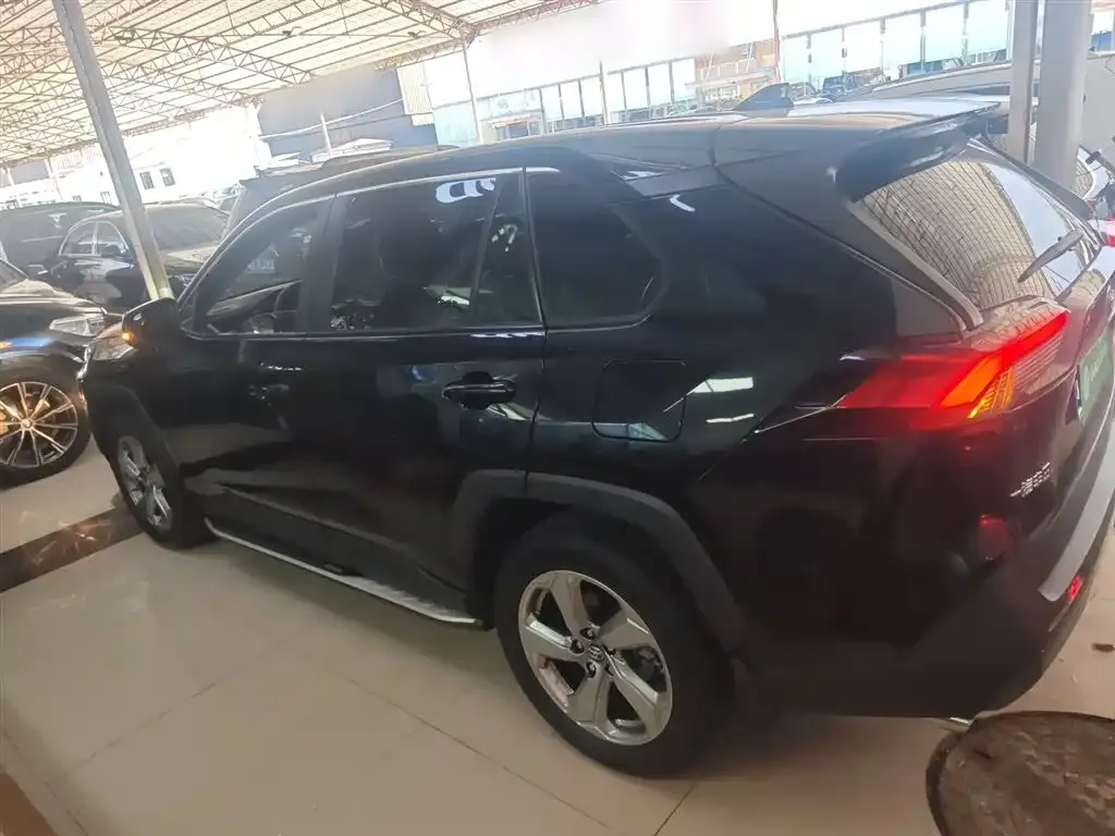 Toyota RAV4 2022 из CN, фото 5