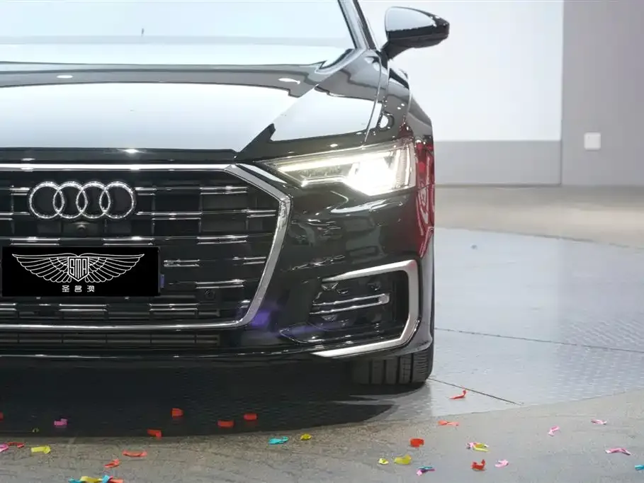 Audi A6L 2023 из CN, фото 4