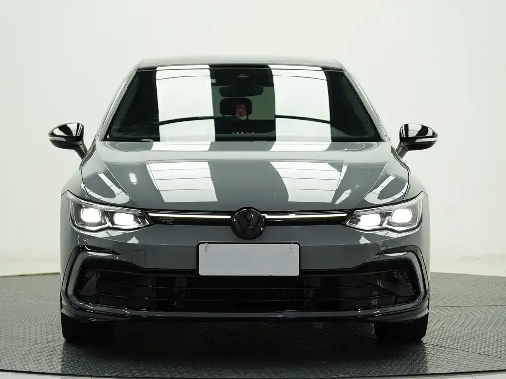 Volkswagen Golf 2022 из CN, фото 2